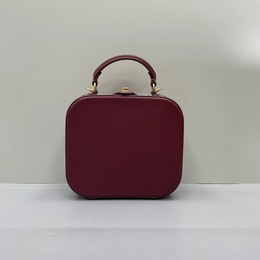 95新 COACH/蔻驰 小丽/酒红手提盒子包18*16*8cmZ121601