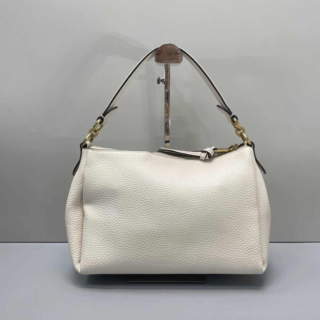 95新 COACH/蔻驰 白色腋下包26x20x10cmL102205