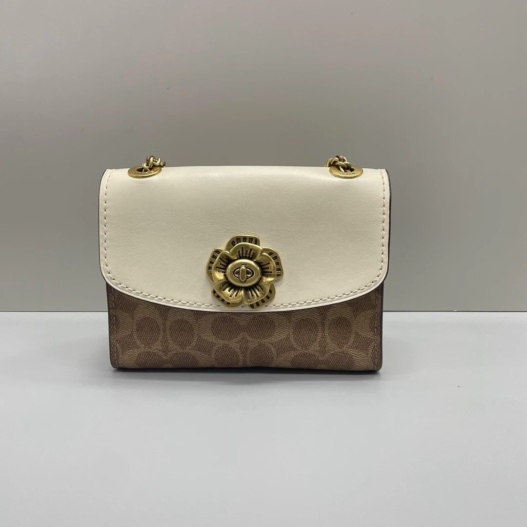 95新 COACH/蔻驰 Parker18白拼老花山茶花18X14X8cmSL062901