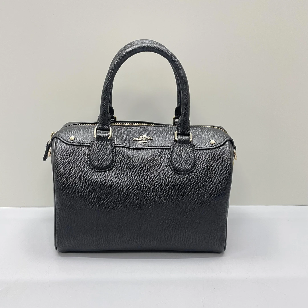 95新 COACH/蔻驰 黑色小号波士顿手提斜挎包23X16X12cmL020104