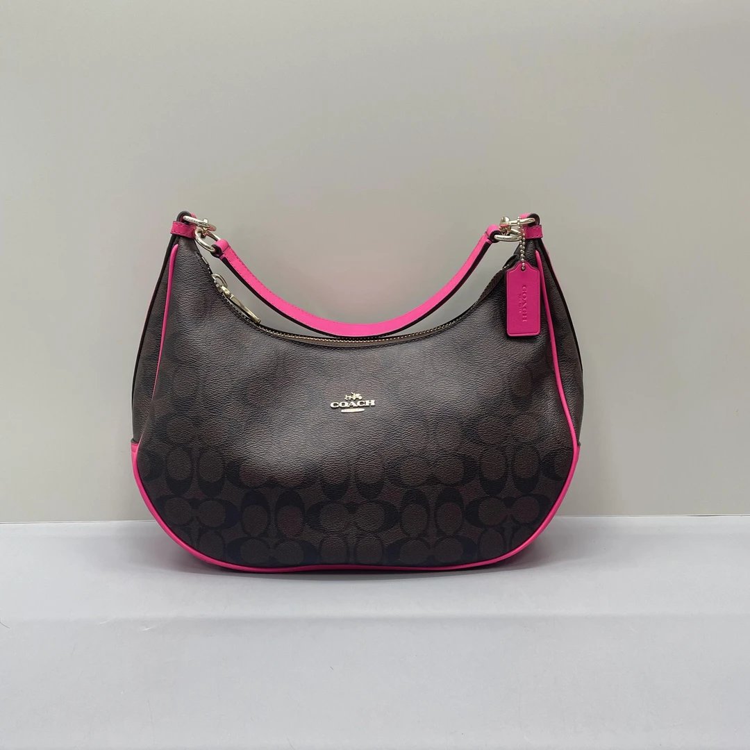 95新 COACH/蔻驰 小丽/玫红拼老花腋下包33*19*9cmA011811