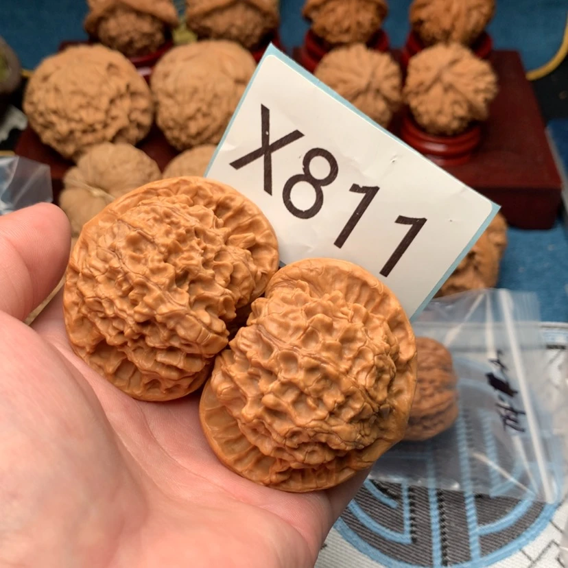 【闪购商品】文玩核桃把件53帽子