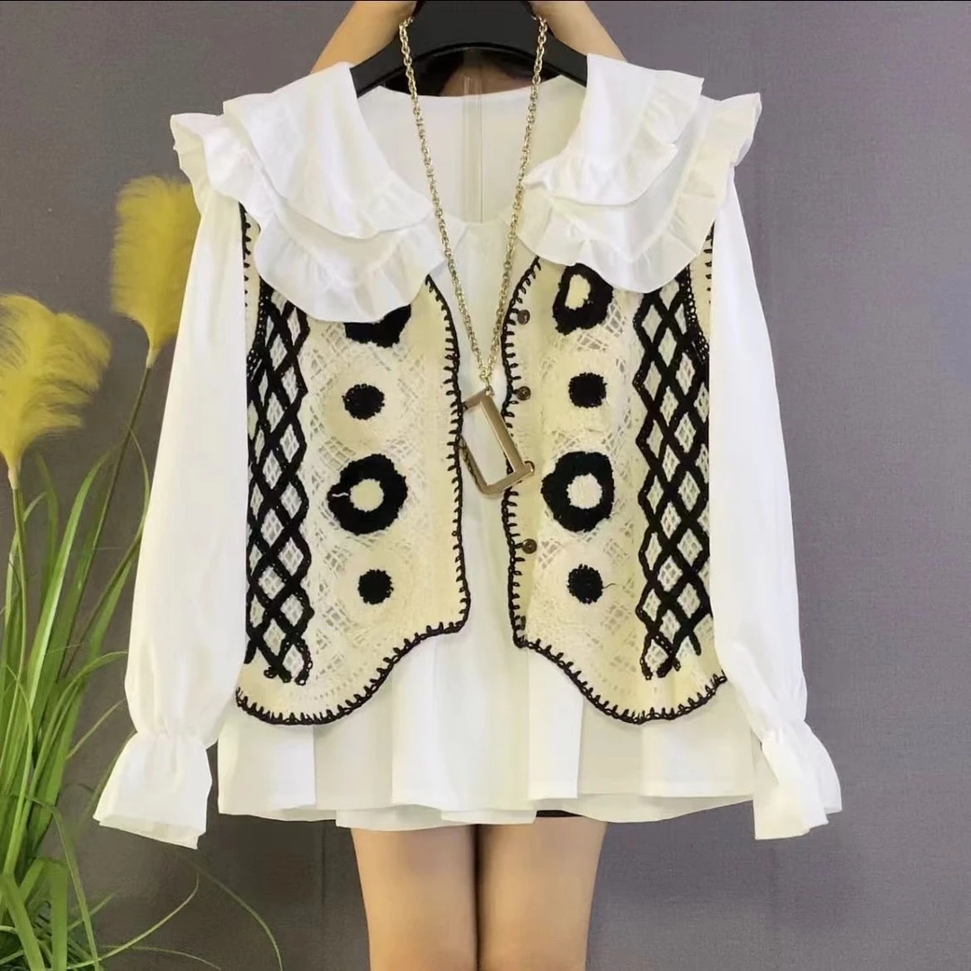 8527-C-秋季设计感大码减龄显瘦两件套（衬衫+马甲）