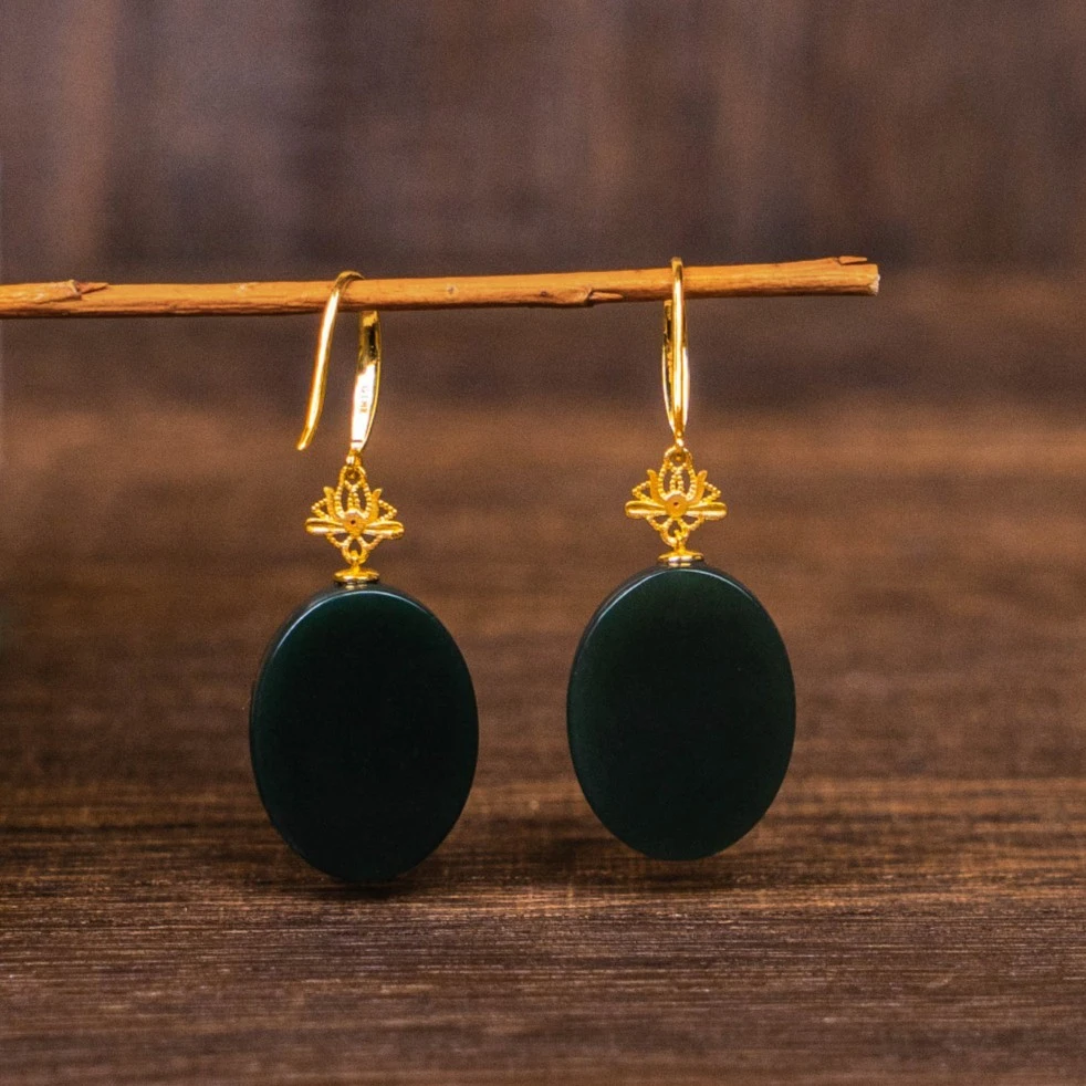 【城丽珠宝】18K和田玉塔青基础小五蛋面耳钩/对（多样发货）ZJH-719