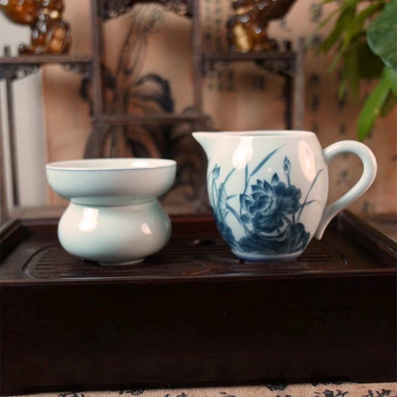 复古荷花公杯茶漏家用大容量中式分茶陶瓷简约泡茶器高温釉下贴花