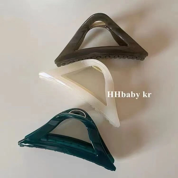 合金亚克力发饰 果冻色三角几何发抓镂空抓夹鲨鱼抓夹发夹百搭ins