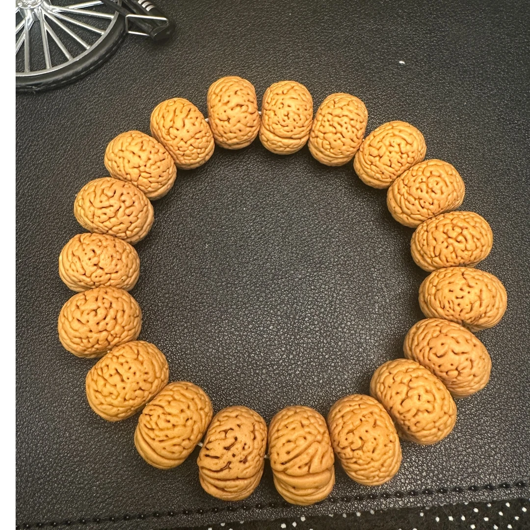 [白月光手持矮桩]桃核饰品