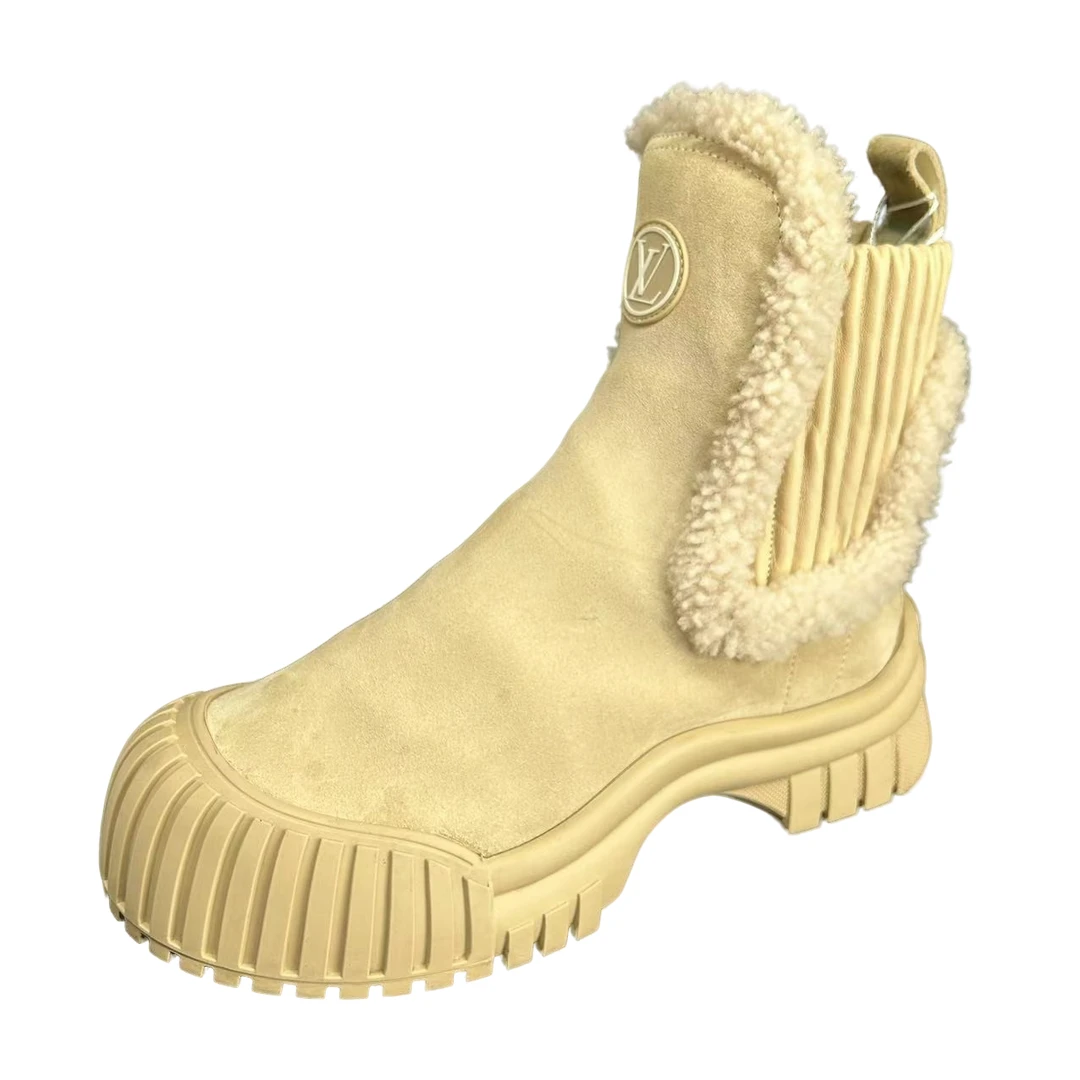 LouisVuitton/路易威登37码/卡其色厚底一脚蹬女士短靴  wsp036