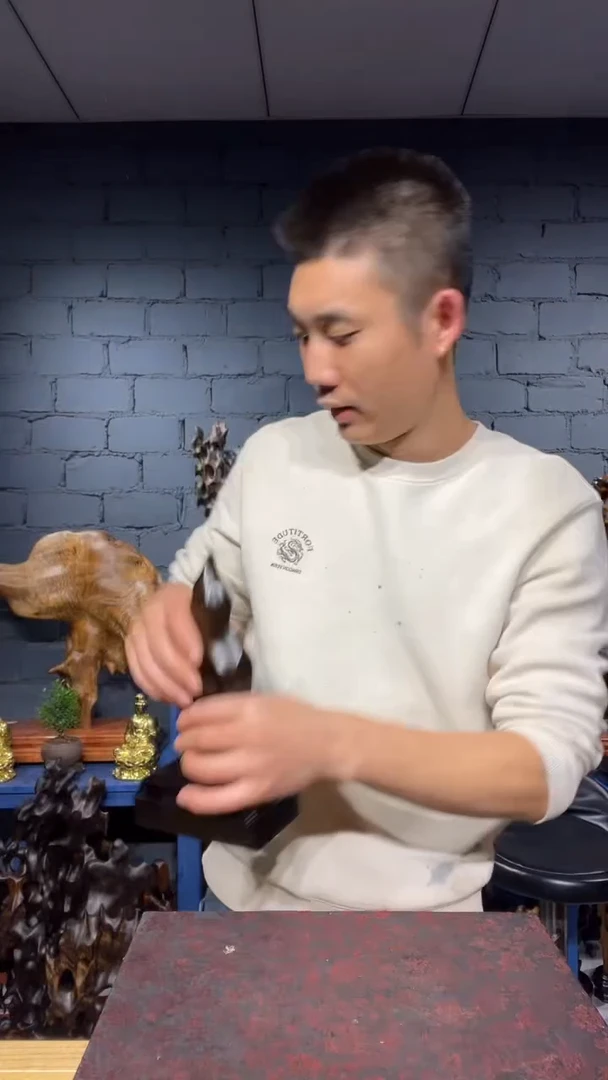 【闪购商品】楠木木雕金丝楠木木雕工艺品摆件