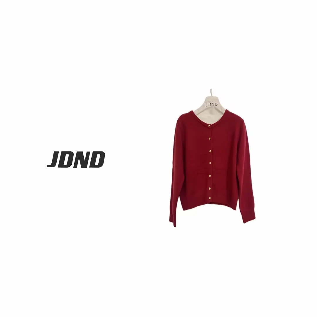 【小香风】羊毛秋冬时尚减龄圆领开衫上衣XY241773