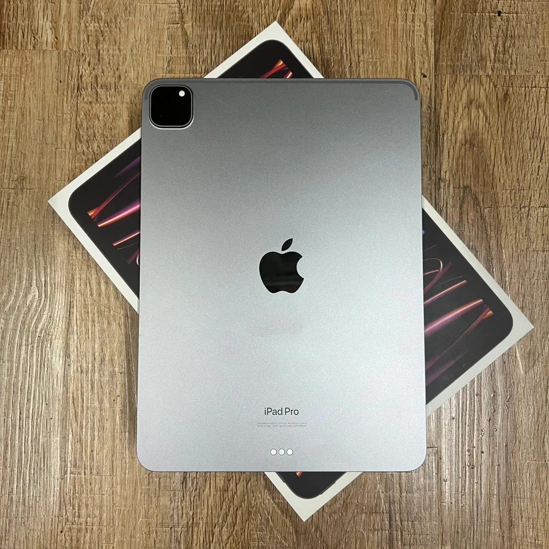 95新 Apple/苹果 iPad Pro办公超薄游戏学生学习剪辑指纹平板电脑