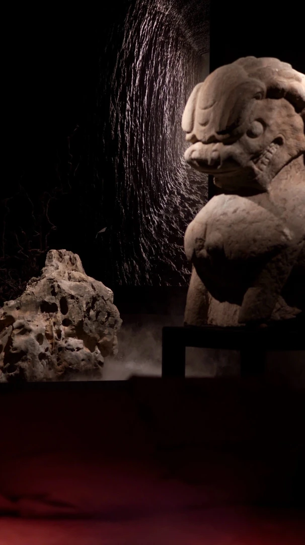 【不包邮介意勿拍】山居石雕，天然青石有石线介意勿拍，不卸车不进院