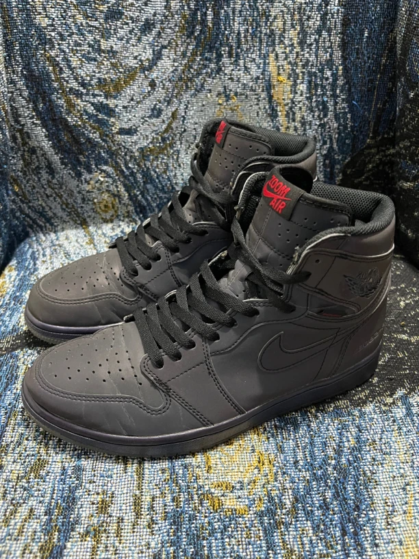 aj1篮球鞋 变色龙配色43码原盒（潮鞋）