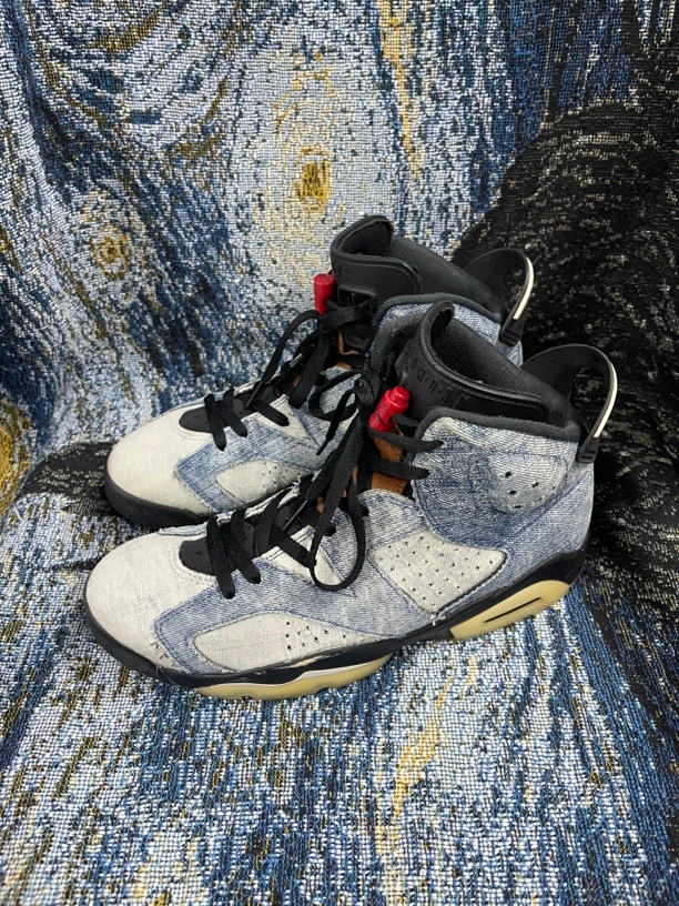 aj6篮球鞋 水洗丹宁 43码无原盒（潮鞋）