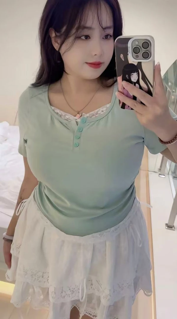 【小巧现货青苍】夏季蕾丝拼边大码短t恤QXD51201