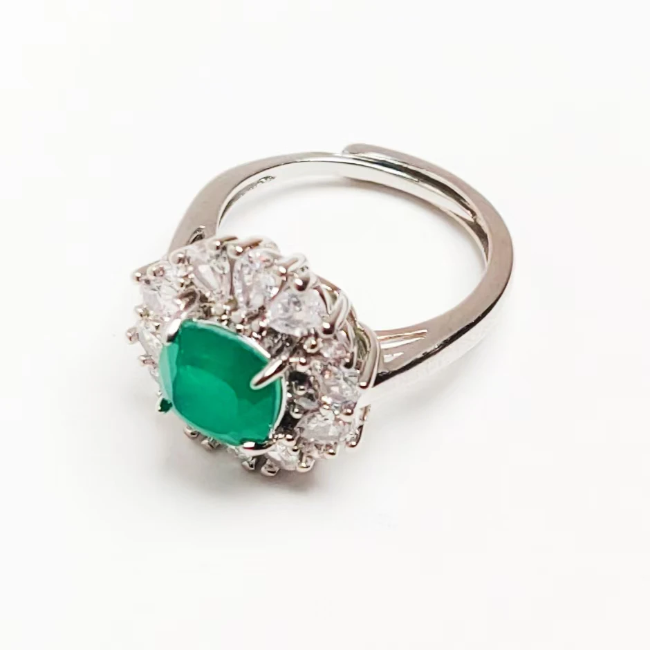 戒指【绿色】豪镶华贵绿色戒指-636