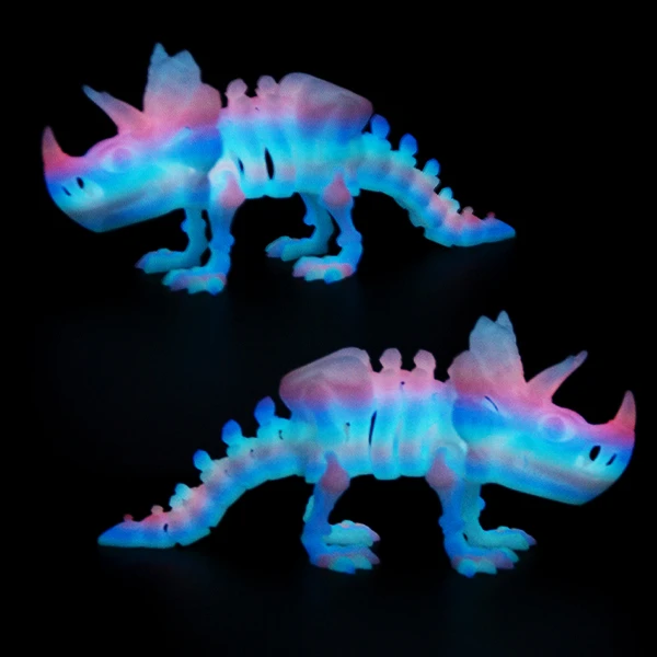 夜光三角龙15cm仿真龙炫酷发光恐龙玩偶玩具多关节可活动手办公仔