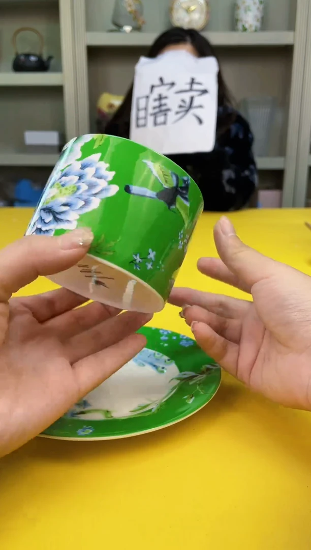 【闪购商品】密胺摆件123123