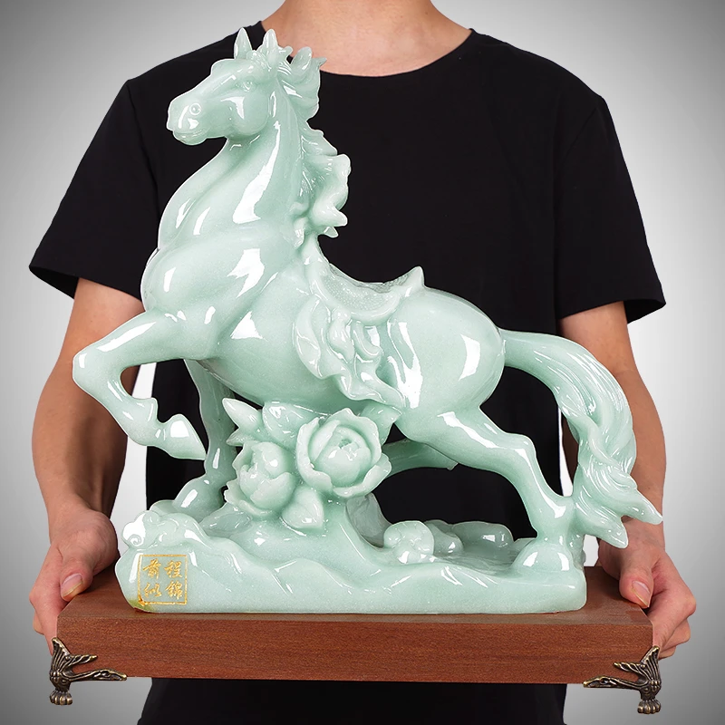 玉石招财马摆件马到成功办公室桌装饰工艺品公司乔迁新店开业礼品