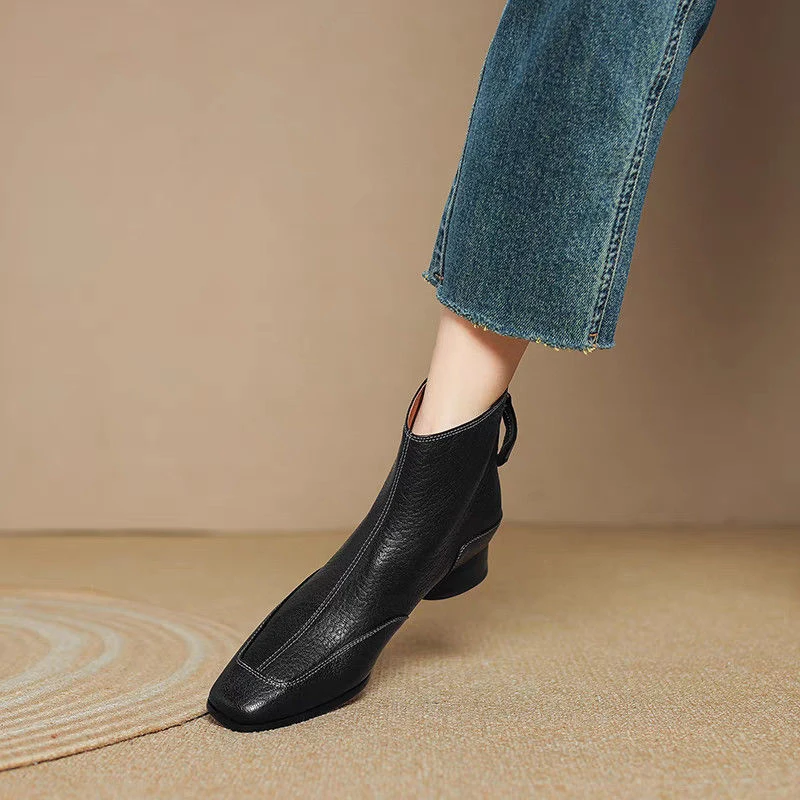 真皮粗跟短靴女2024秋冬新款法式优雅马丁靴中跟百搭短筒切尔西靴