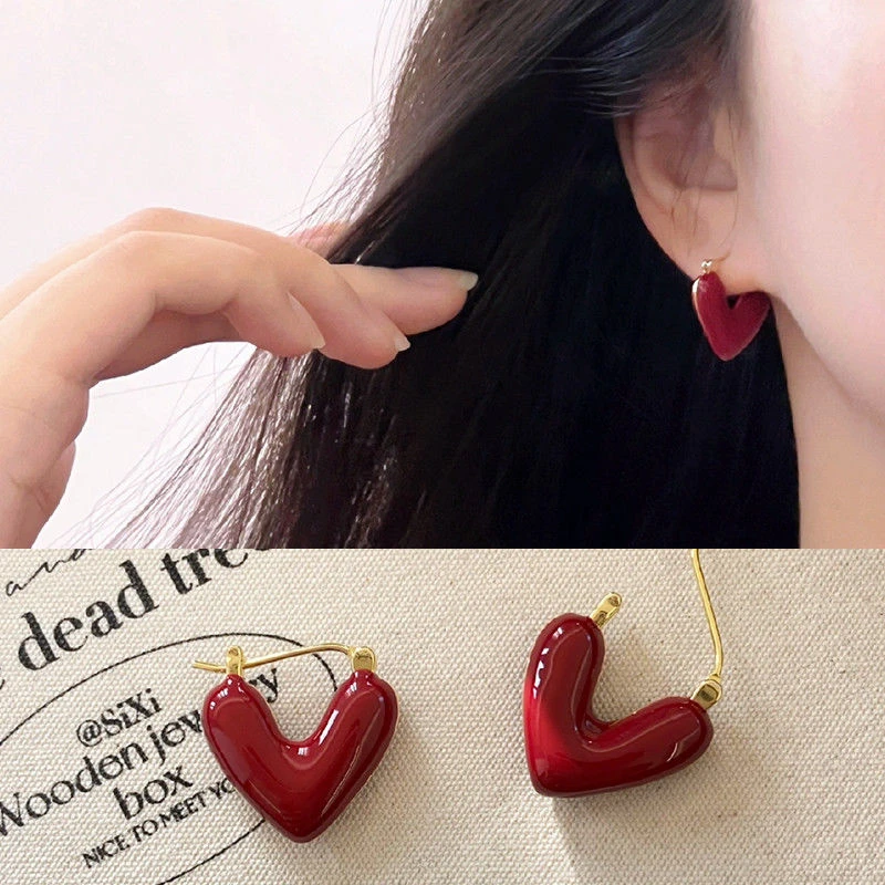 2023新款爆款高级感爱心耳环小众设计轻奢时尚耳饰女独特气质耳扣