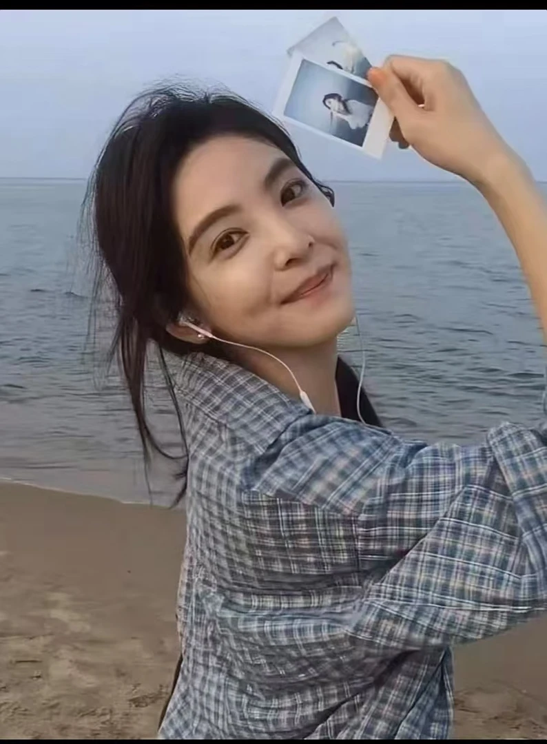 韩国东大门章若楠同款格子衬衣女防晒早秋款