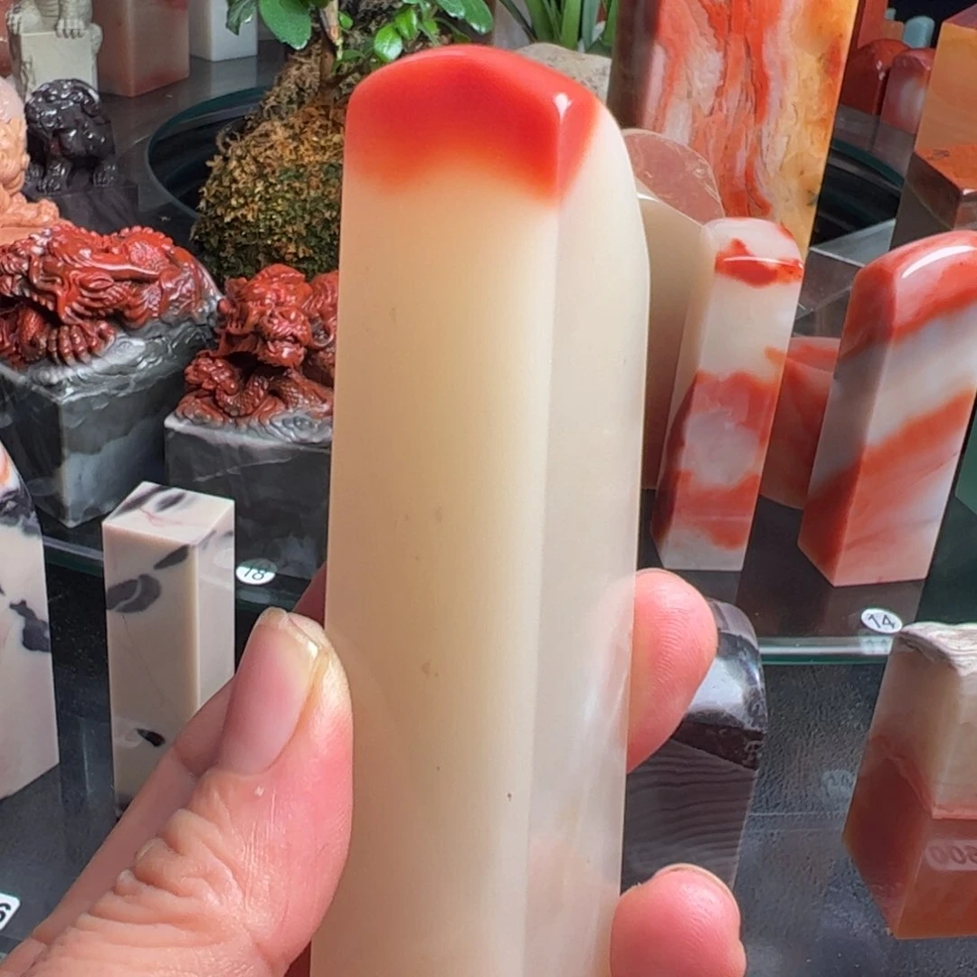 老挝石飞***冯结晶冻印石