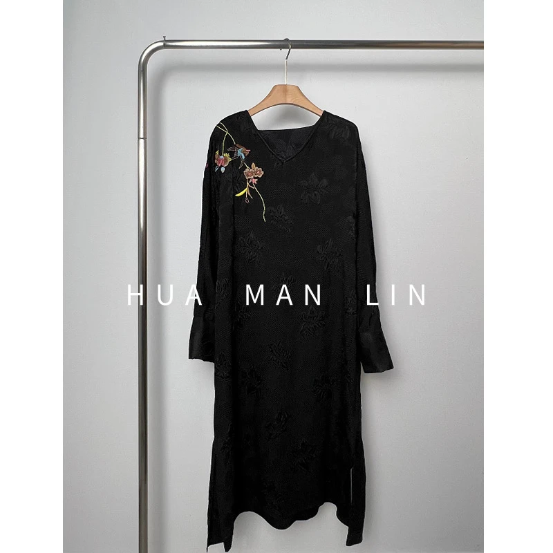【花满林】‘春三月’V领重工刺绣真丝桑蚕丝侧边开叉连衣裙8223