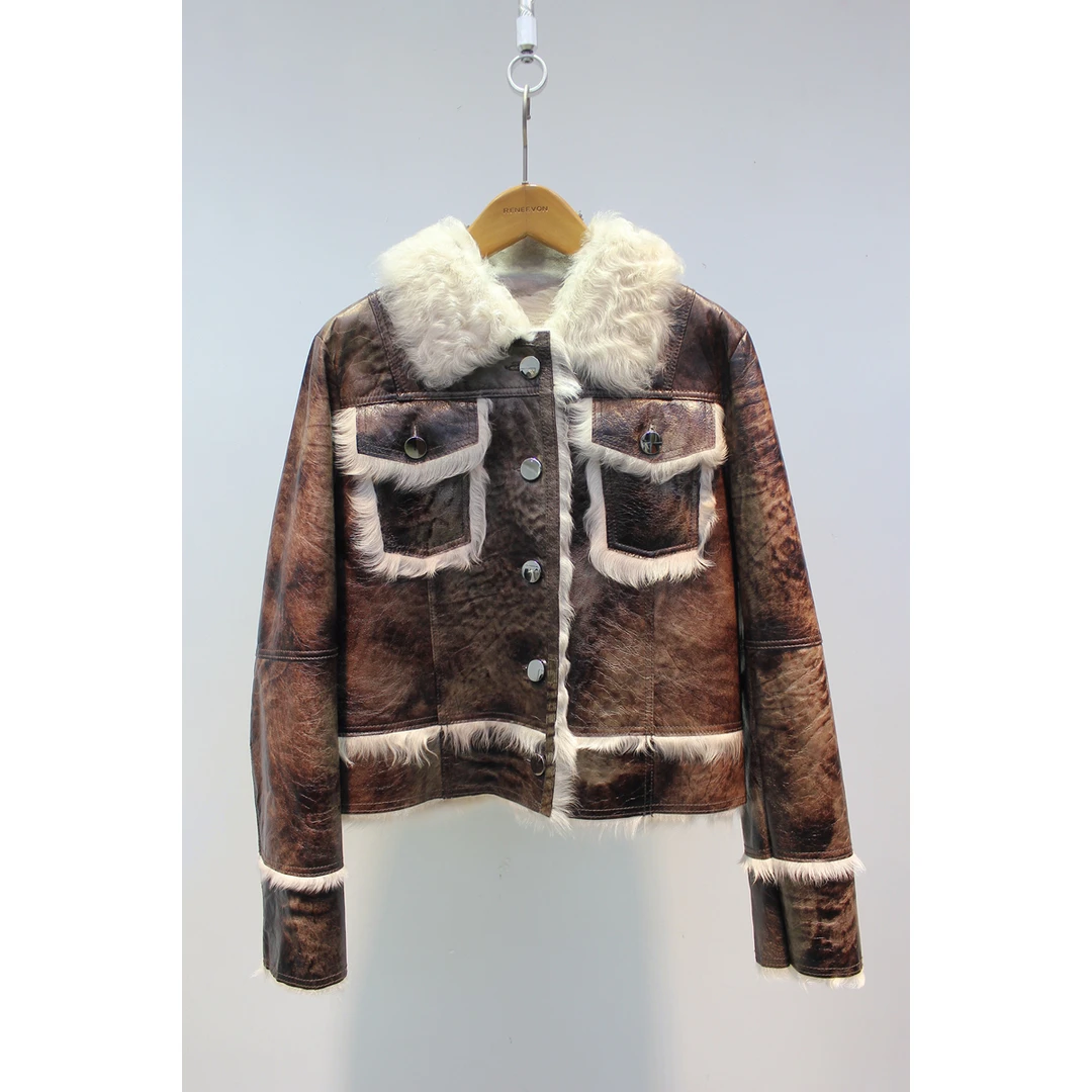 反季特惠 小湖羊小羊仔皮毛一体 轻柔光面 机车短款皮草外套女