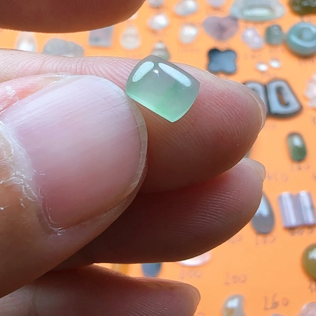 【闪购商品】定制翡翠未镶嵌Y***s