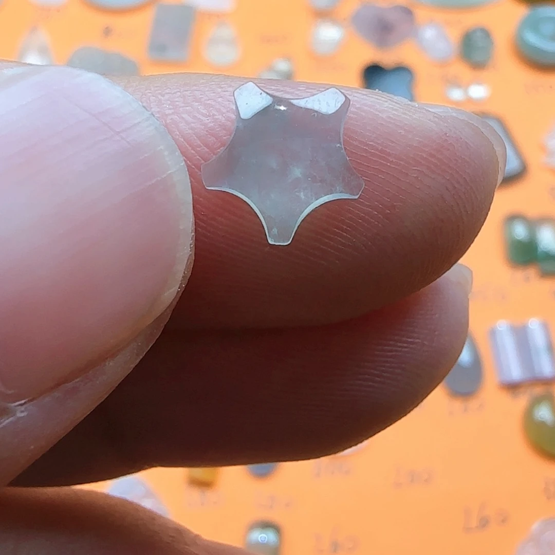 【闪购商品】定制翡翠未镶嵌