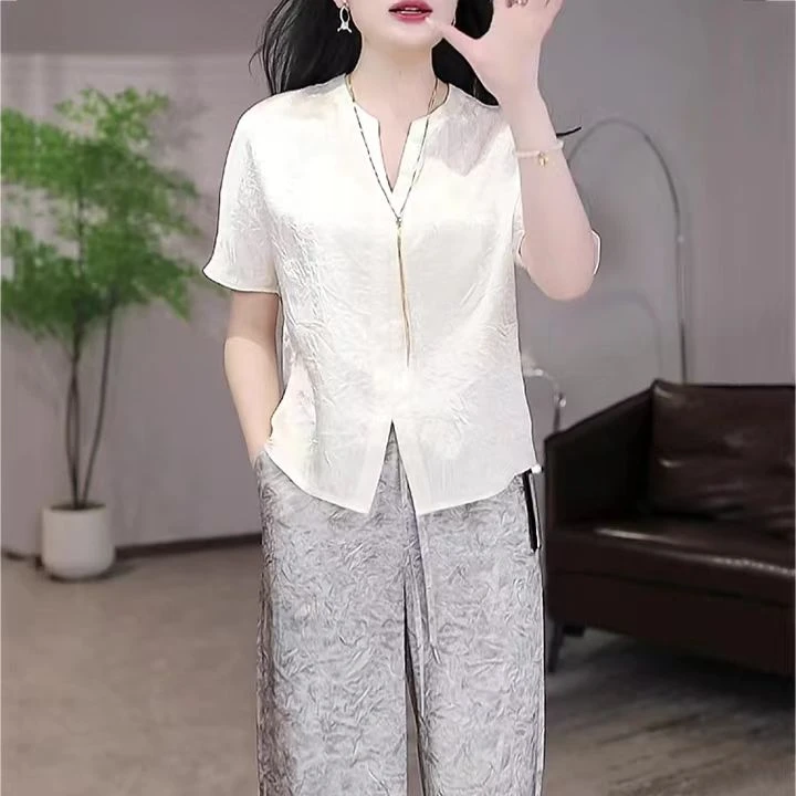 小V领醋酸短袖上衣夏季薄款宽松显瘦女休闲显瘦2024小众百搭T恤潮