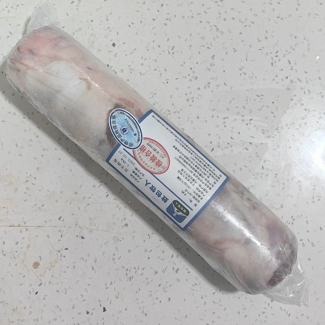 内蒙古苏尼特遛达羔羊肉卷，3斤包装便于储存，没有膻味，口感有嚼劲