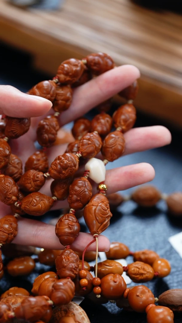 【闪购商品】橄榄核吊坠橄榄核