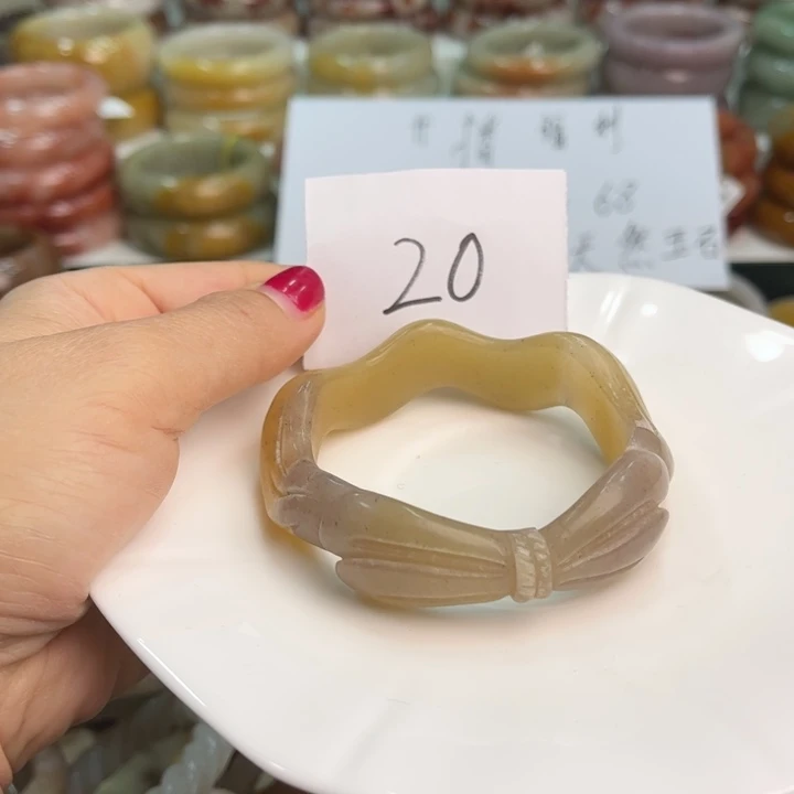 石英质玉圈口55.7未镶嵌