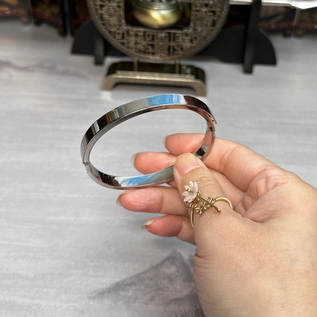 不锈钢手镯 手镯刀系列 卡扣会松可调节 介意勿拍