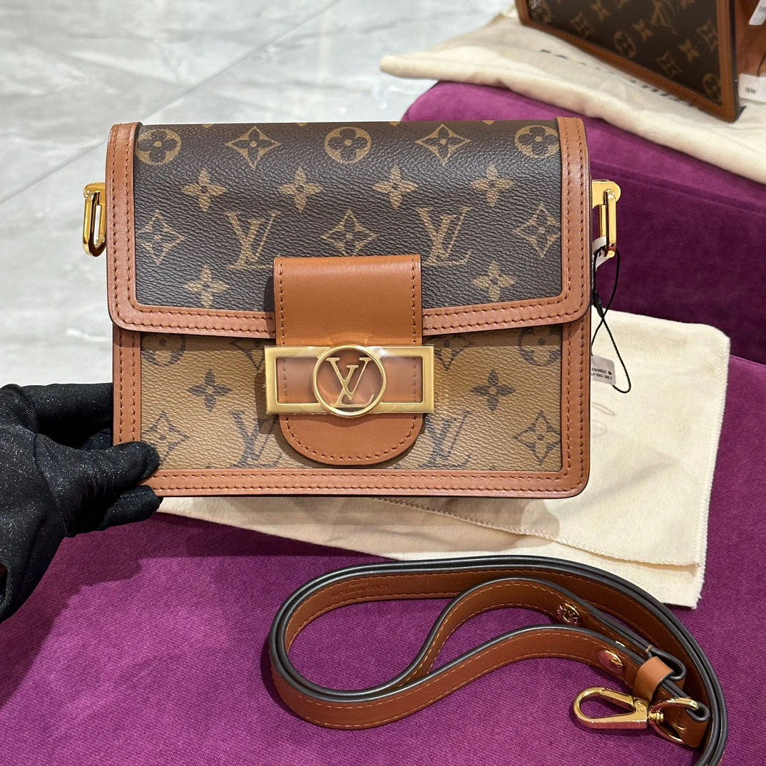 99新 LouisVuitton/路易威登 238141 达芙妮小号斜挎包 芯