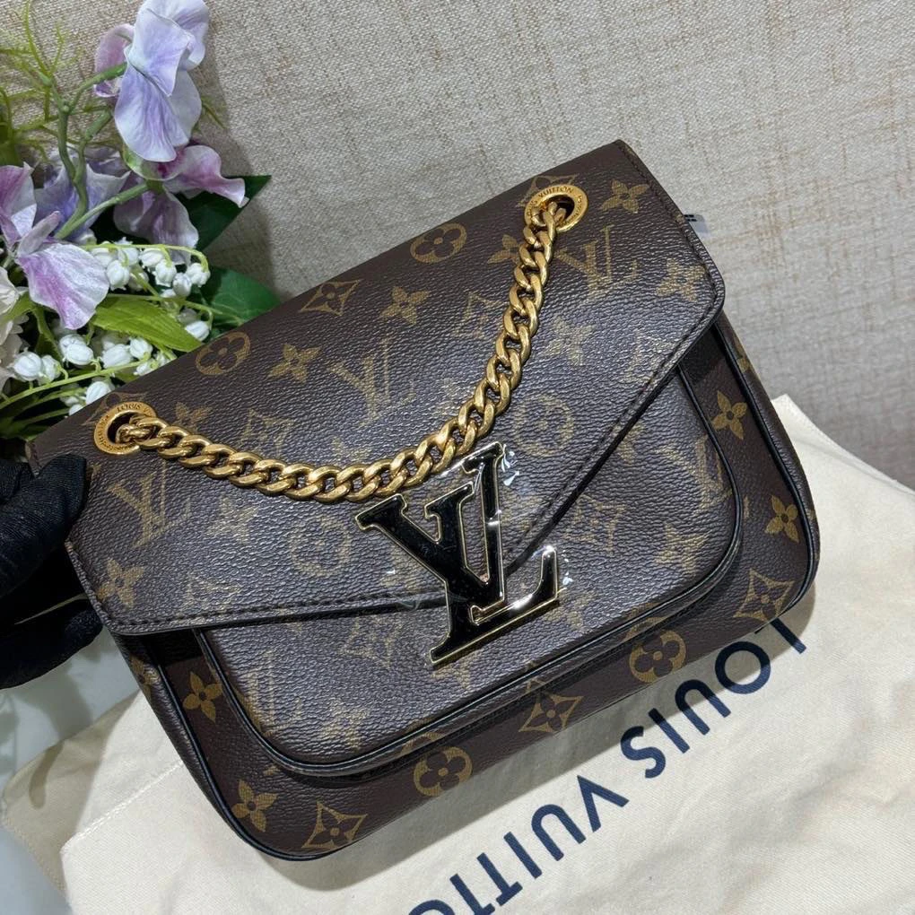99新 LouisVuitton/路易威登 老花passy邮差包/货号2415161