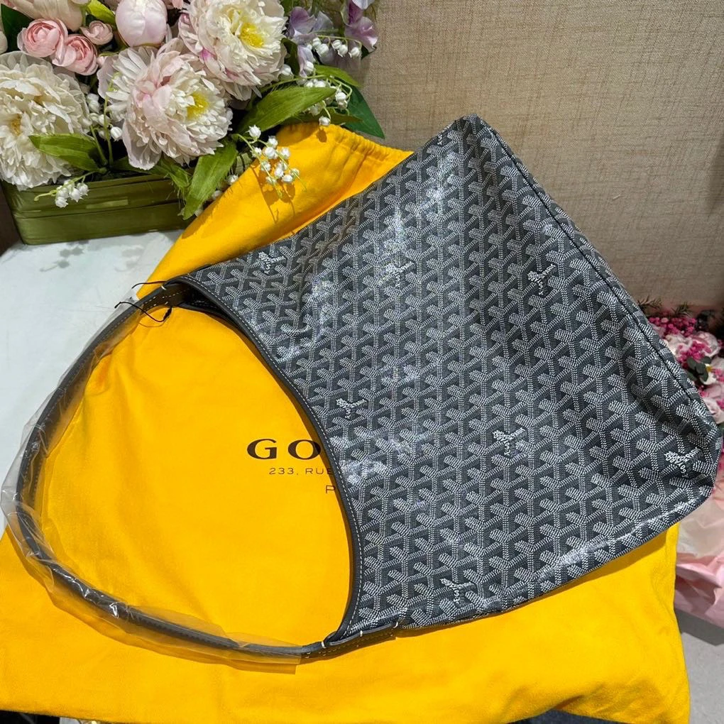 99新 Gaoy/戈雅 货号237567 灰色hobo单肩包