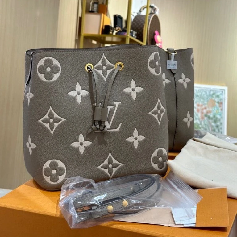 99新 LouisVuitton/路易威登 2310748 大象灰水桶斜挎包 芯