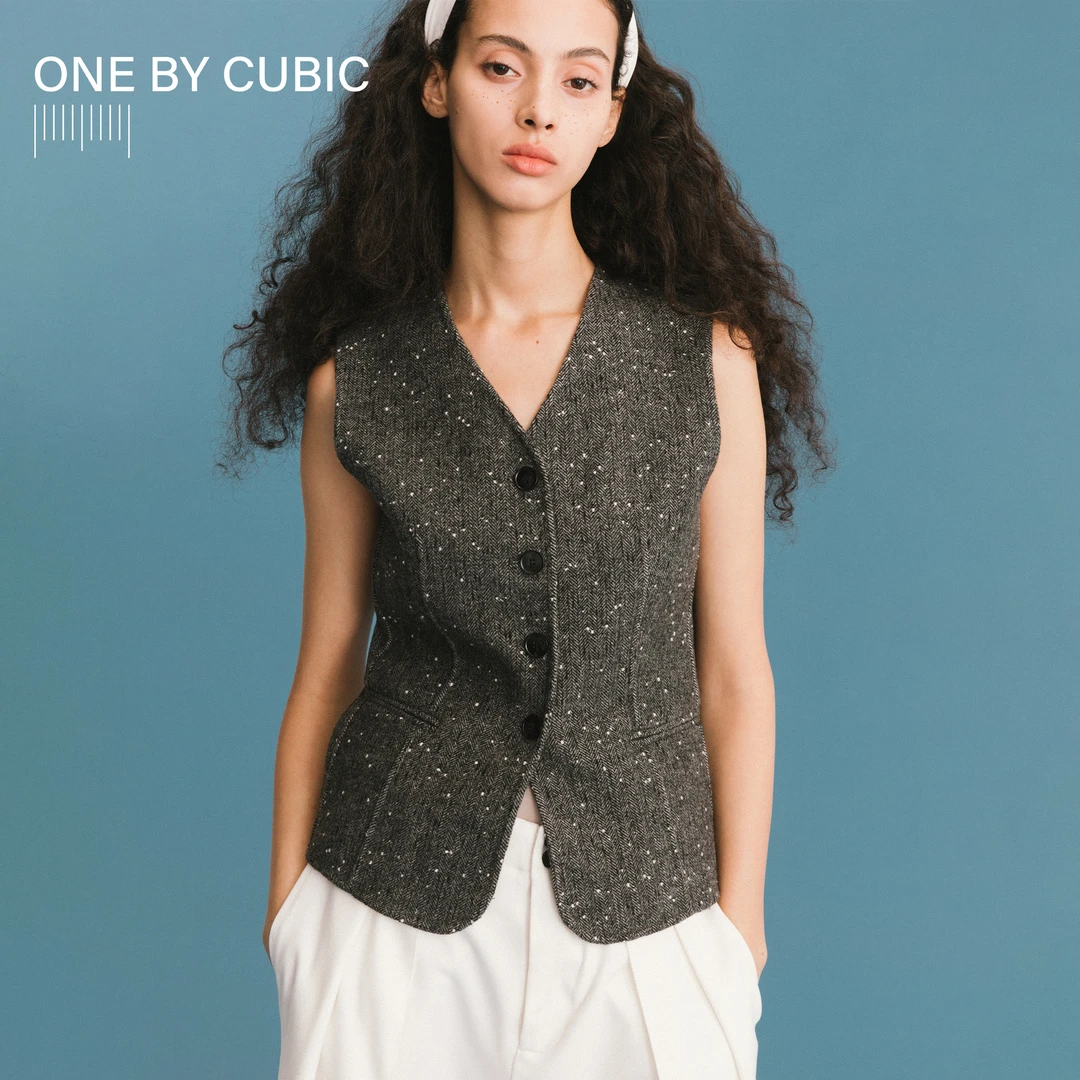 CUBIC【ONE系列】高比例羊毛混纺星空混色肌理感双面呢修身马甲