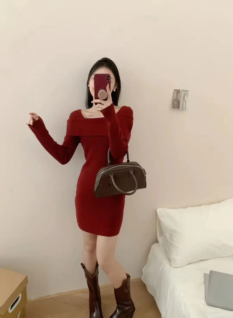 露肩针织连衣裙修身显瘦包臀短裙时尚气质