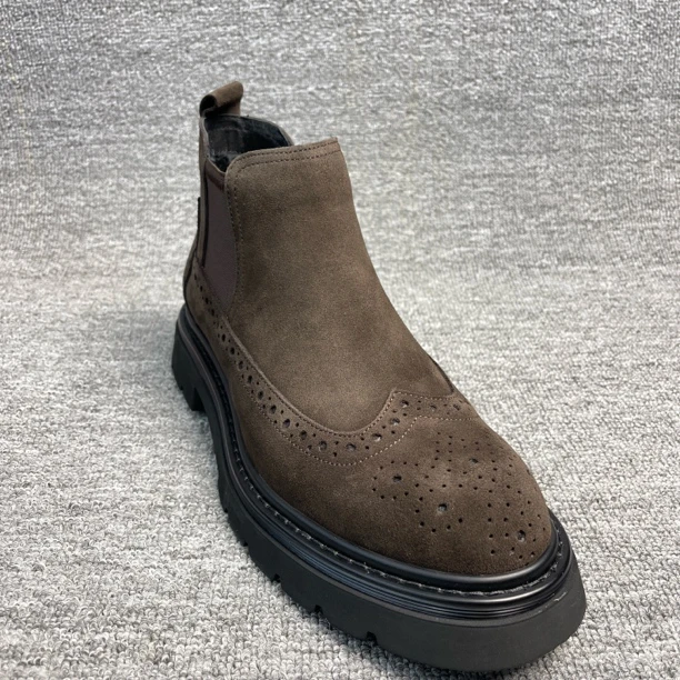 广州高品质休闲牛皮男鞋真皮