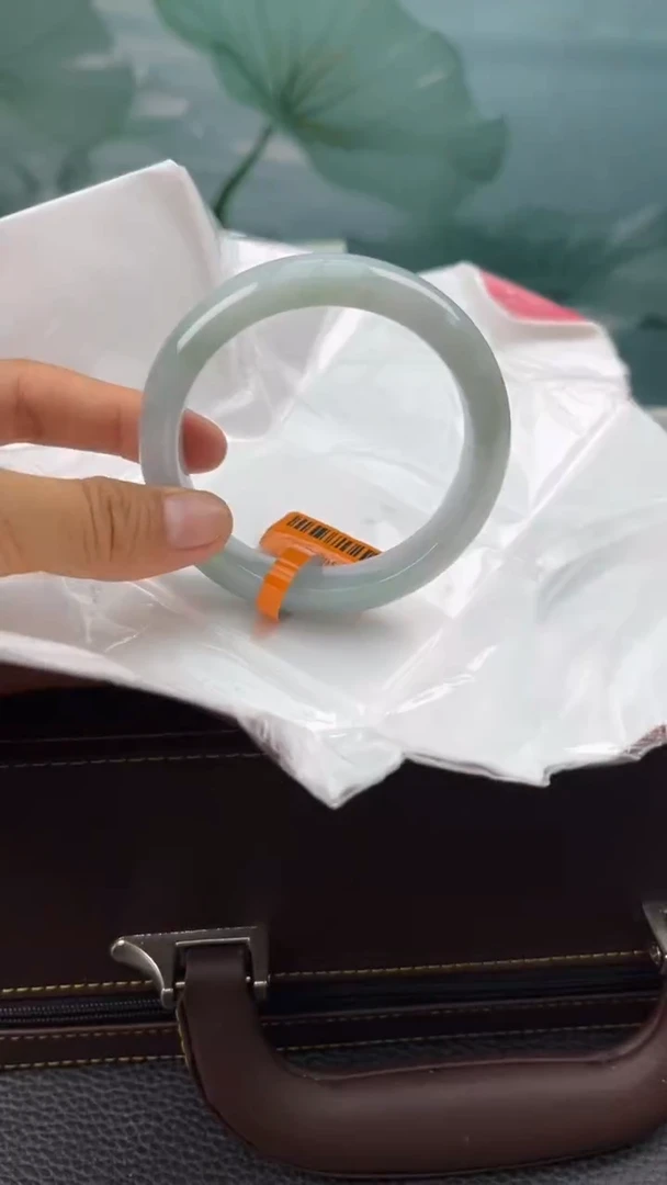 【闪购商品】翡翠手镯未镶嵌翡翠手镯5