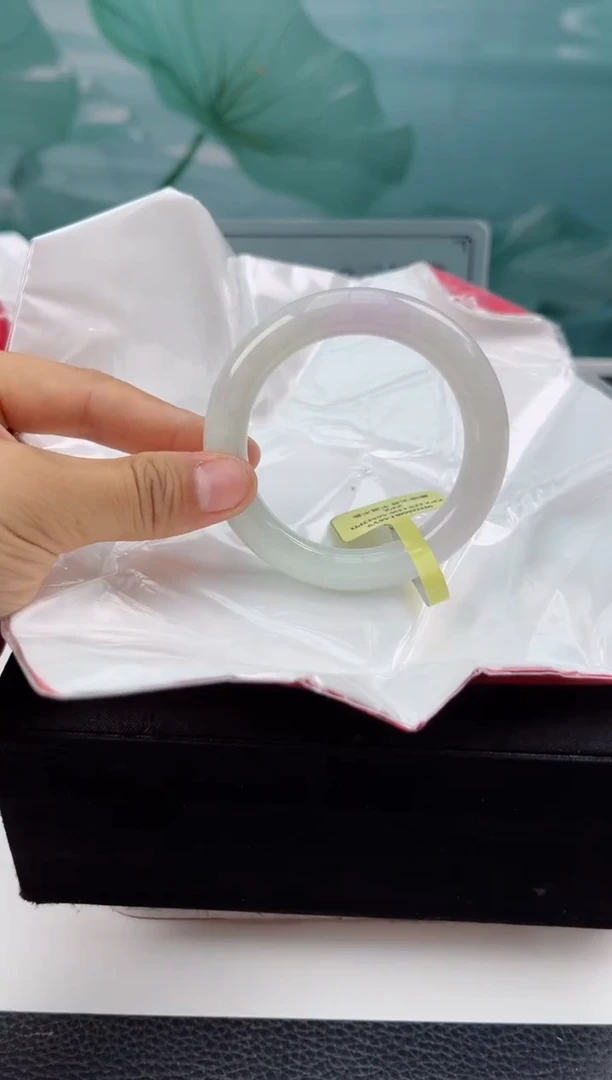 【闪购商品】翡翠手镯（圆镯）未镶嵌翡翠手镯8