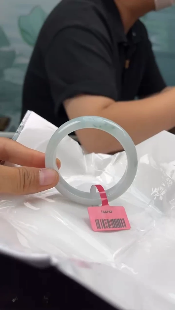 【闪购商品】翡翠手镯未镶嵌翡翠手镯