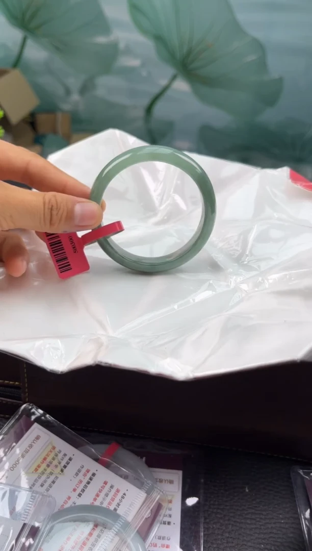 【闪购商品】翡翠手镯未镶嵌翡翠手镯