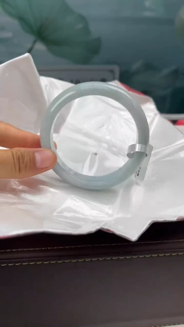 【闪购商品】翡翠手镯未镶嵌翡翠手镯（微瑕）5