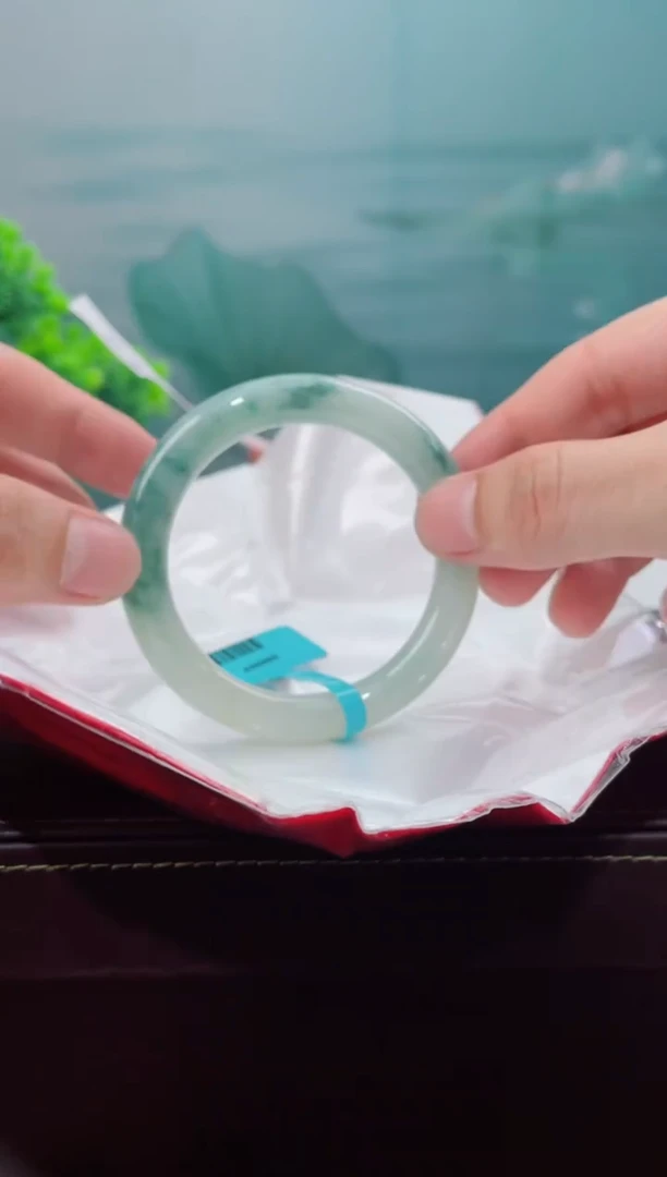 【闪购商品】翡翠手镯（圆镯）未镶嵌4翡翠手镯