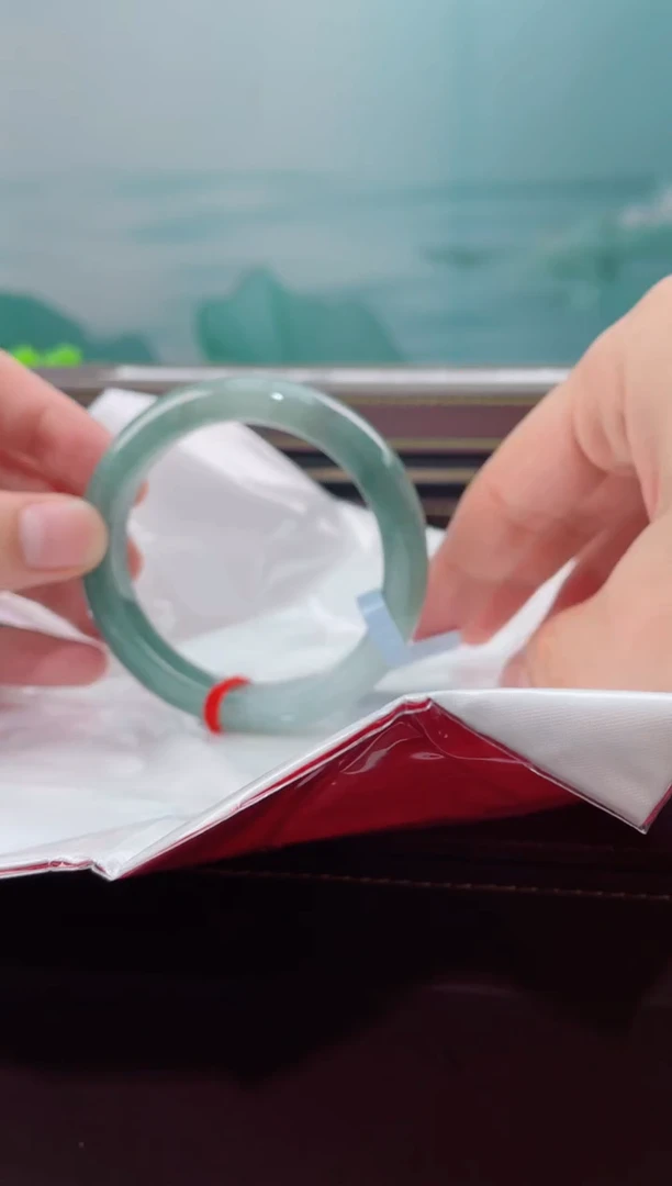 【闪购商品】翡翠手镯未镶嵌10翡翠手镯